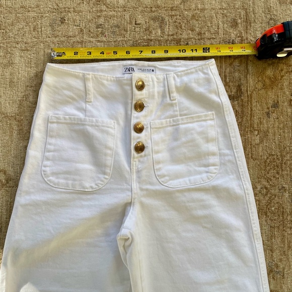 Zara Wide legged, White Jeans, Size 4, mid rise, button closure, front pockets - Picture 7 of 12